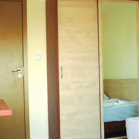 Prestige 1 Отель